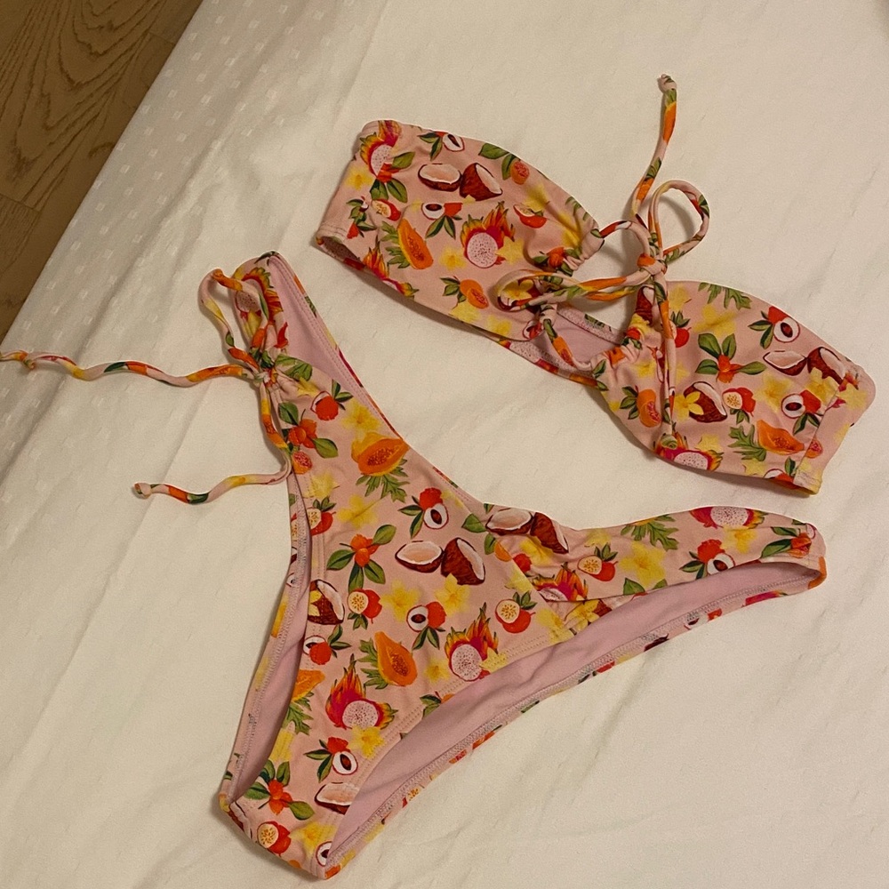PacSun Pink Fruity Floral Bikini Set